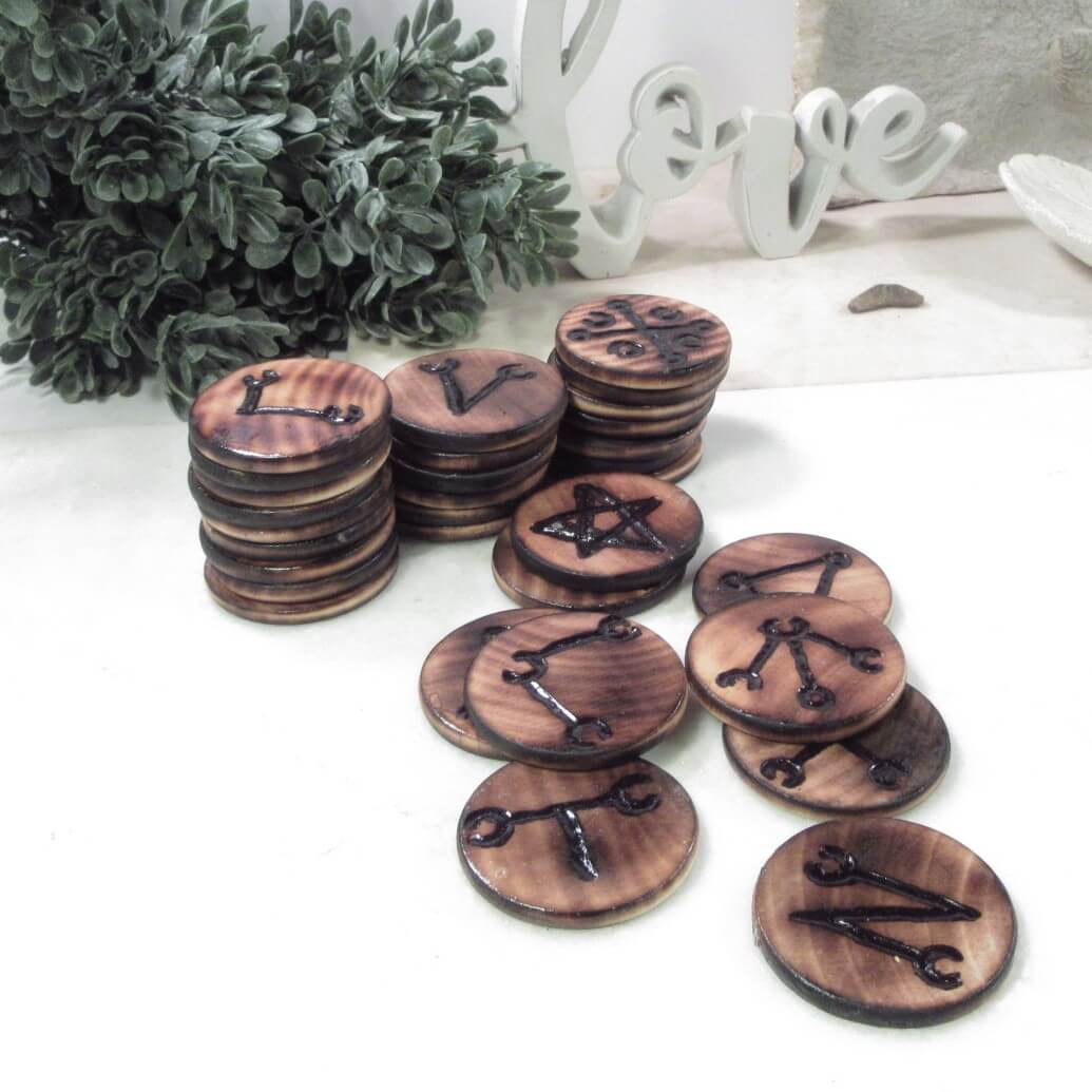 Janarric Rune Set - Choose Rounds or Dice