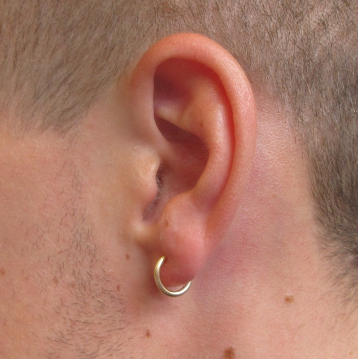 hammered 14 gauge hoop earring model