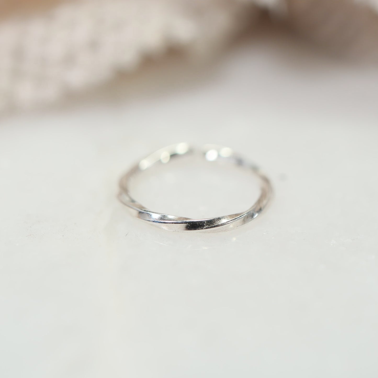 Cartilage Hoop Earring Twist - Endless, Choose Your Diameter, Gauge, Metal