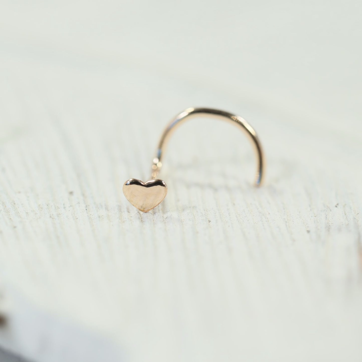 gold heart nose stud 