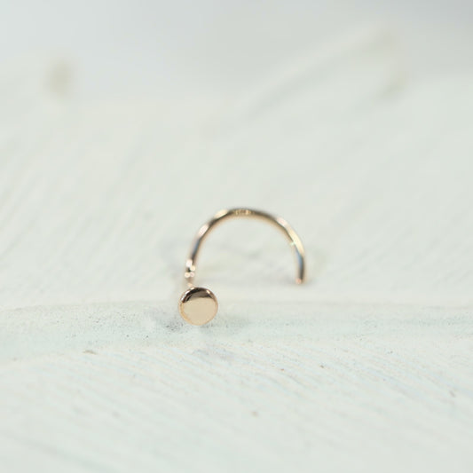 gold 2mm dot nose stud 