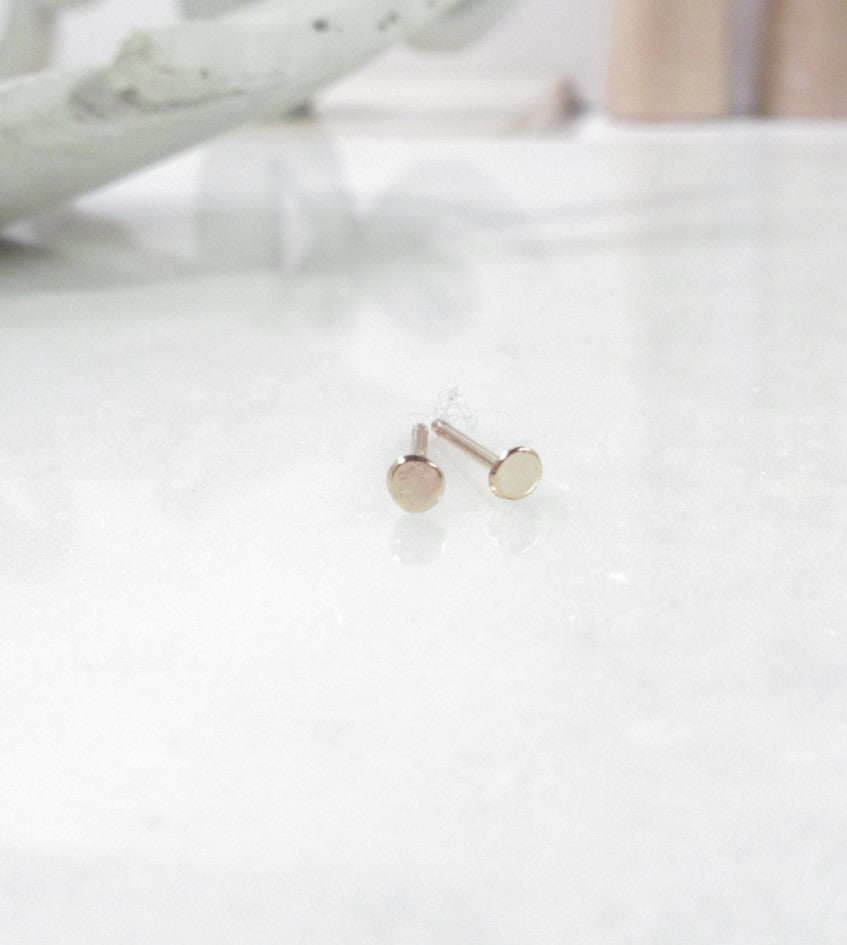 2.5mm dot post earrings