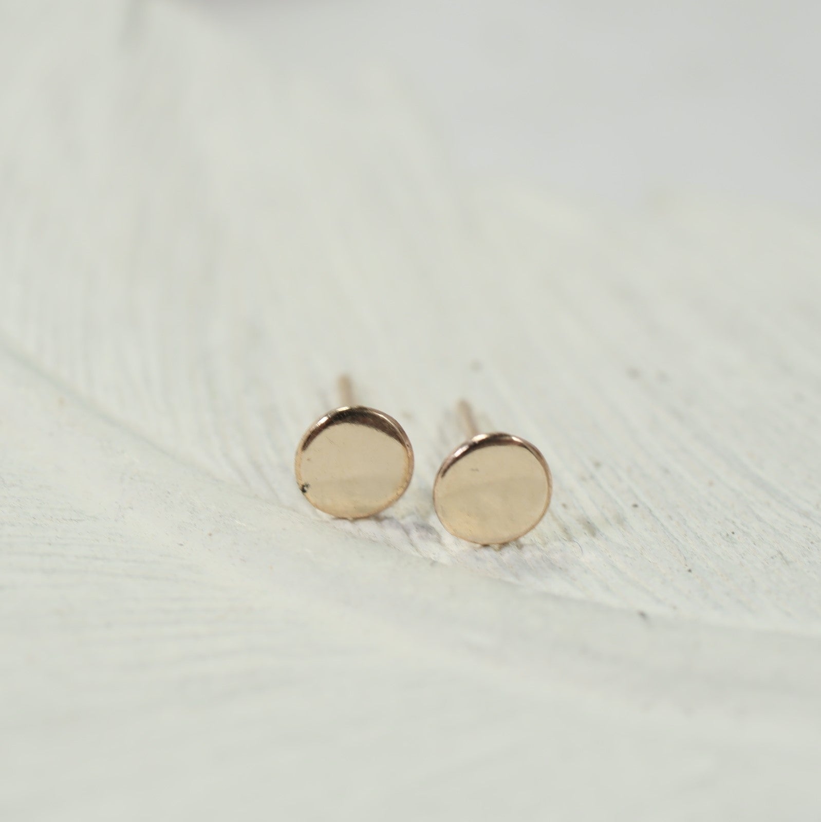 gold dot earrings