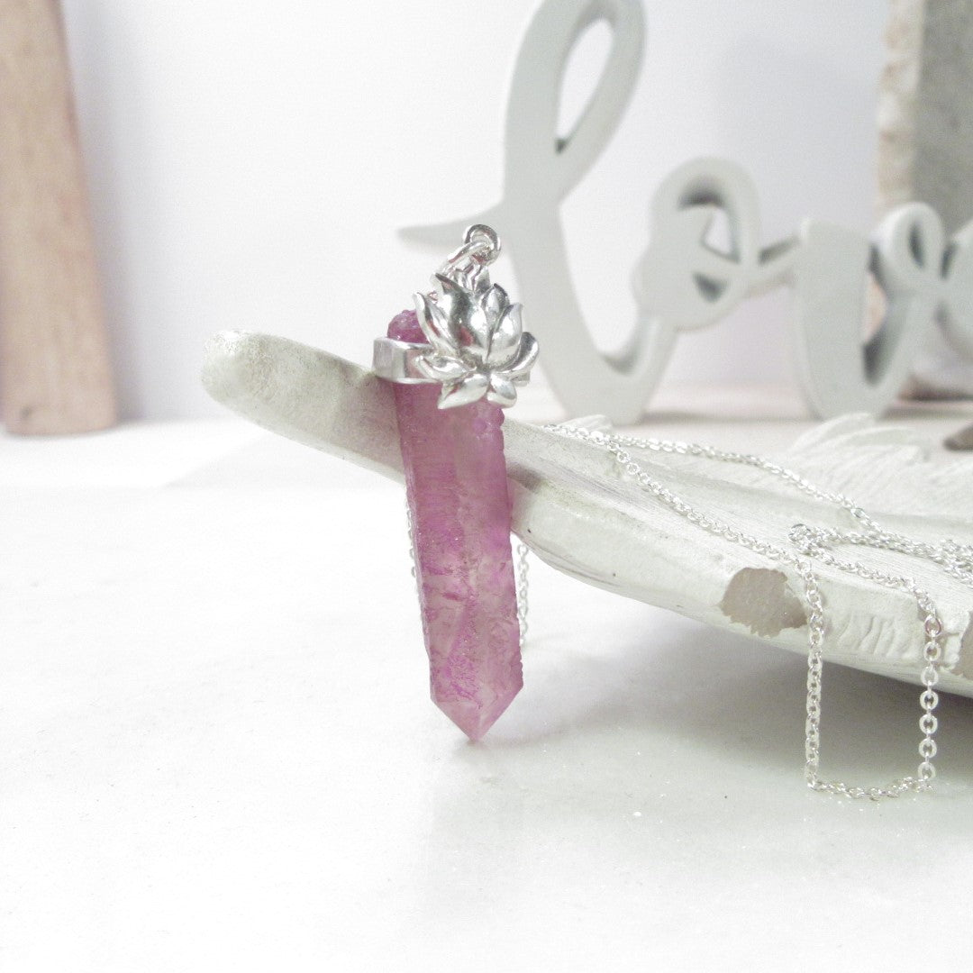 purple  crystal  point lotus
