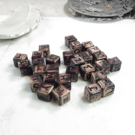 wood alphabet dice 