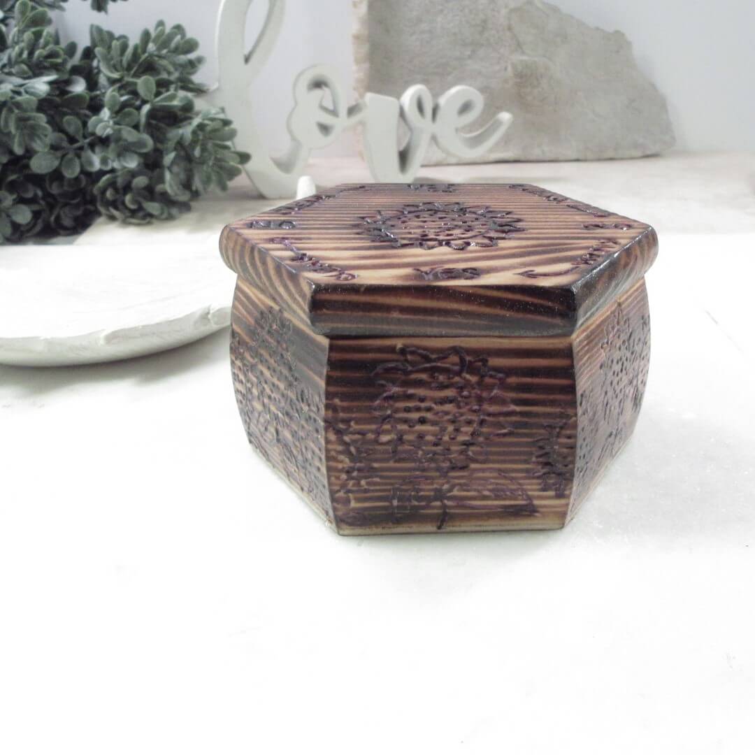 side of pendulum box