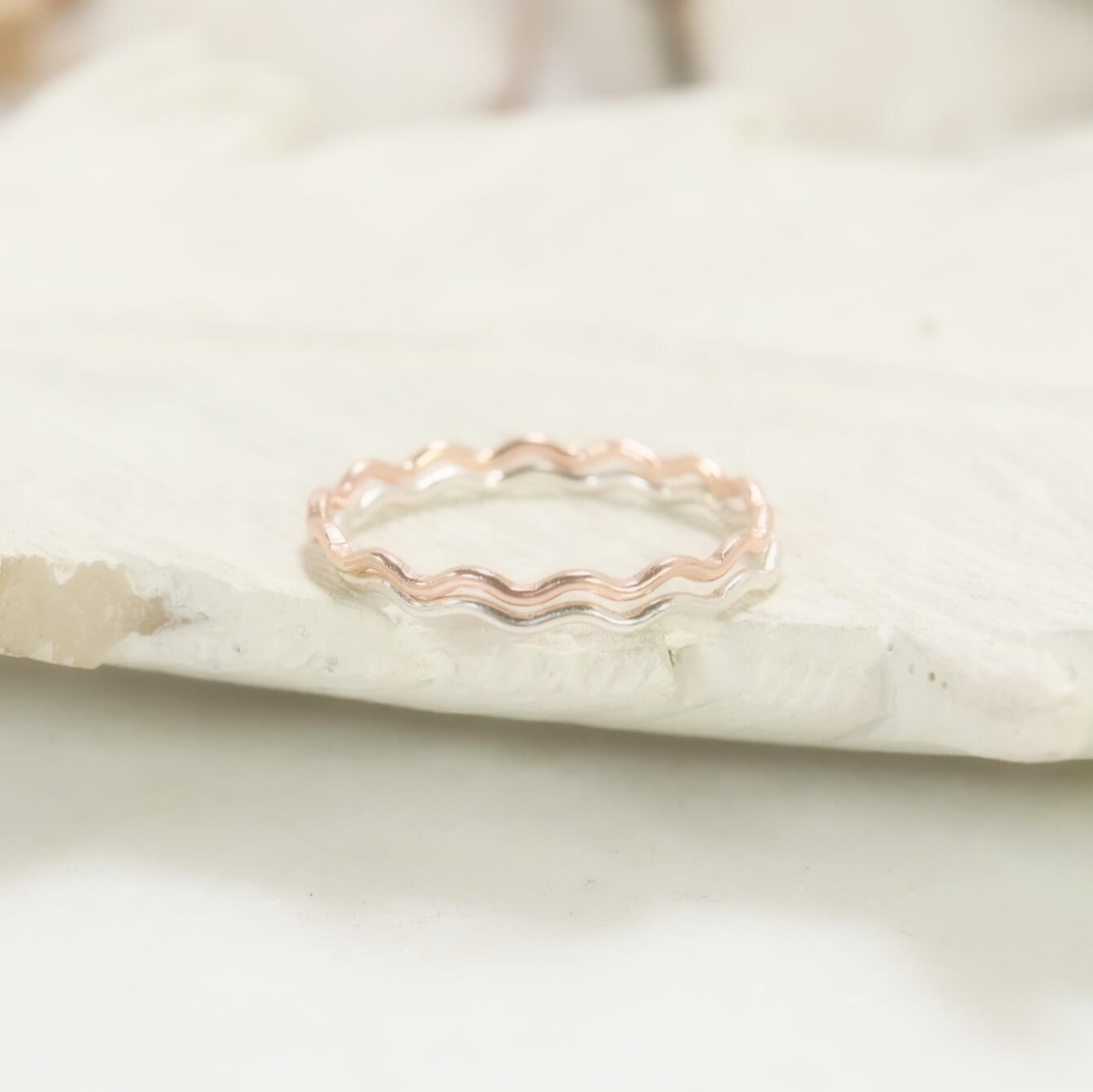alternating rings pink & silver