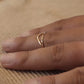 v hammered ring model ring
